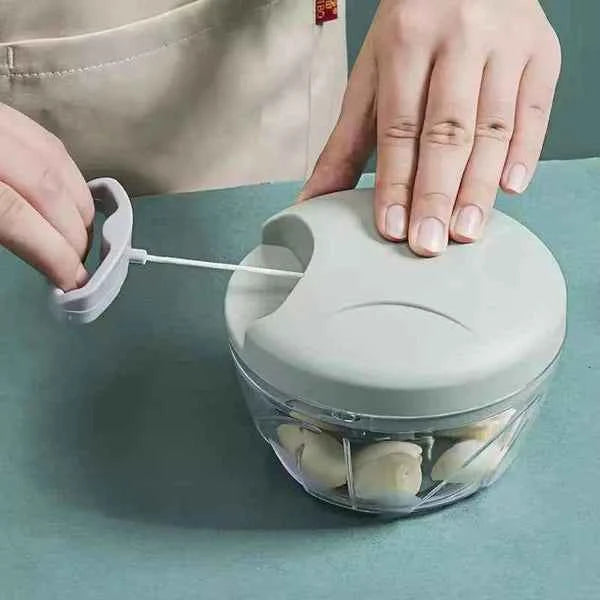 Multi-Blade Manual Food Chopper – Garlic Press, Meat Grinder & Veggie Cutter